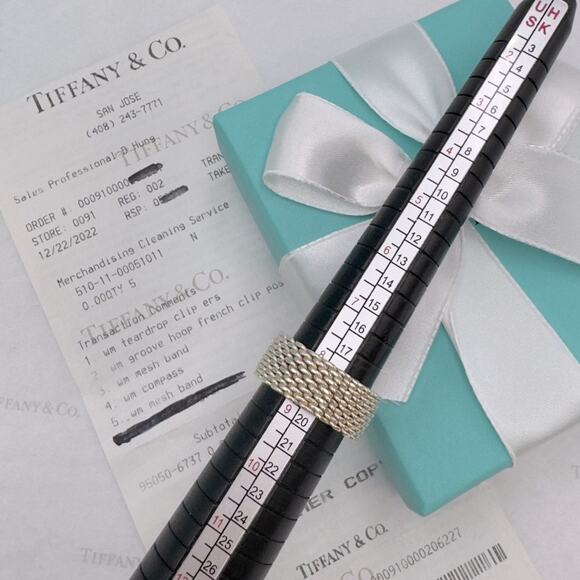 Tiffany & Co. Somerset Mesh Ring Band Size 8 Sterling Silver 925 W/ Pouch & Box - Picture 3 of 10
